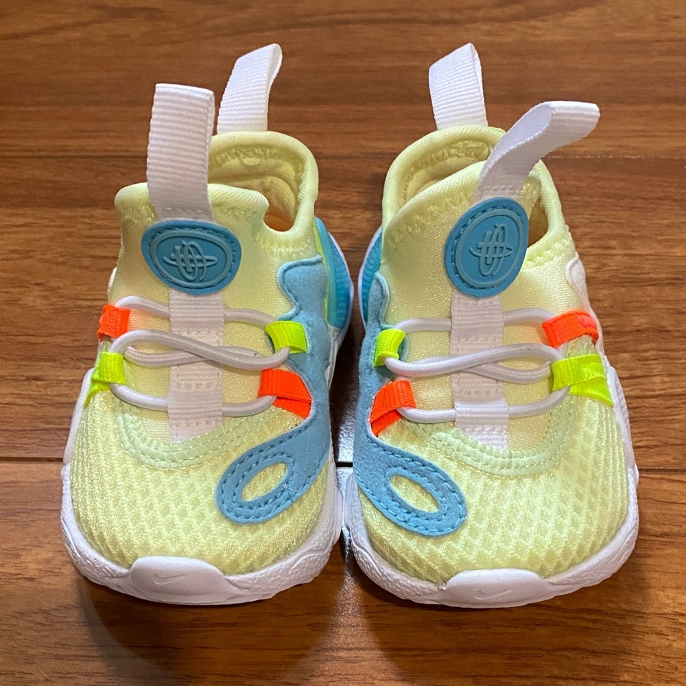 Nike Huarache Edge Kids Sneakers in Yellow, Blue, and Orange. New without box.